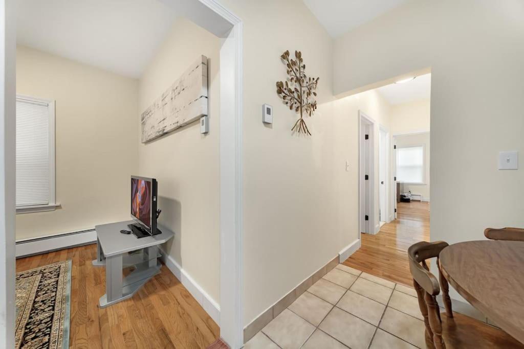 Newly Renovated 2Br1Ba Apt At The Boston City Bagian luar foto